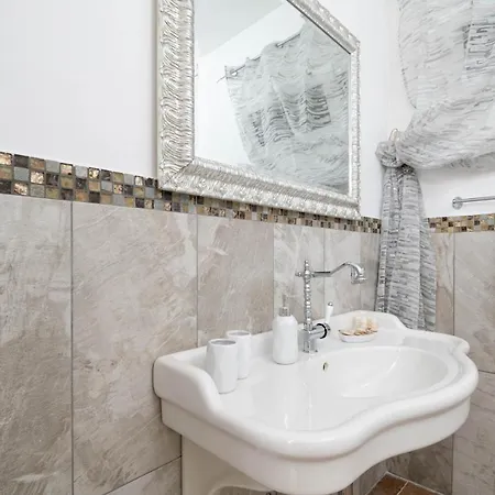 Villa Luxury Arianna Tarano